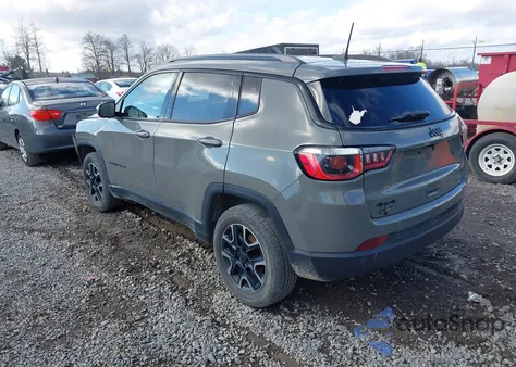 2019 Jeep Compass Upland Edition 4X4 из США, поврежденный, VIN 3C4NJDAB2KT695954